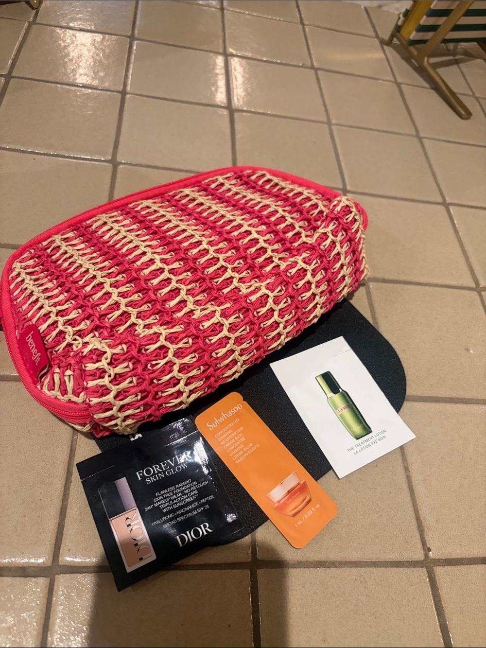 Benefit Pink and Cream Woven Makeup Bag with Skincare Sample Trio